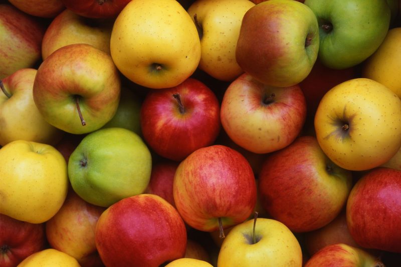 apples-at-farmers-market-royalty-free-image-1627321463